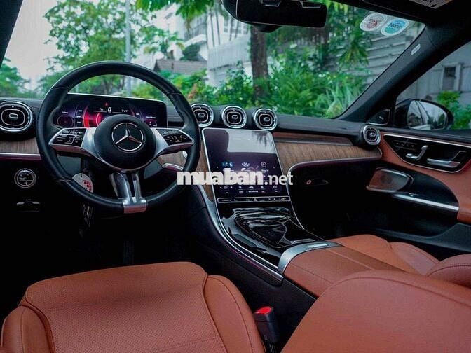 Mercedes C200 Advantgarde 2022 bản Plus V1