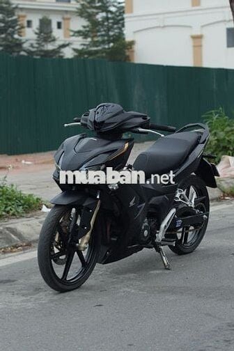 Cần bán winner v4 độ kiểng, mới đi 5000km