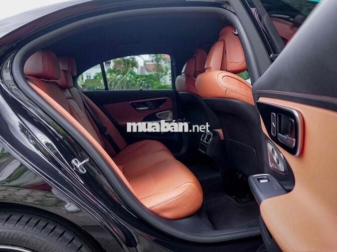 Mercedes C200 Advantgarde 2022 bản Plus V1