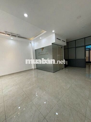 NHÀ ĐƯỜNG HOA! 2B Hoa Sứ , Phú Nhuận. 1 trệt 3 lầu Mới 100%