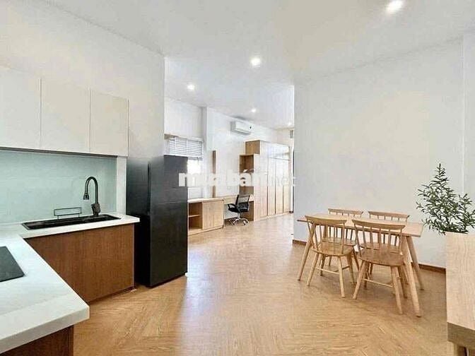 🔥Căn Hộ 1 Phòng Ngủ Gần Cầu Vượt Hoàng Hoa Thám Bang Cong Siêu To