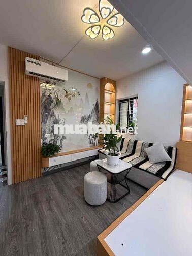 🏡 CĂN HỘ TẬP THỂ TẦNG 3 – TRUNG TÂM ĐỐNG ĐA – VIEW SÂN CHƠI