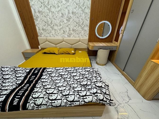 B.thự Mini n.thất c.cấp hẻm xe hơi VF5 khu VIP cách Hoàng Văn Thụ 25m