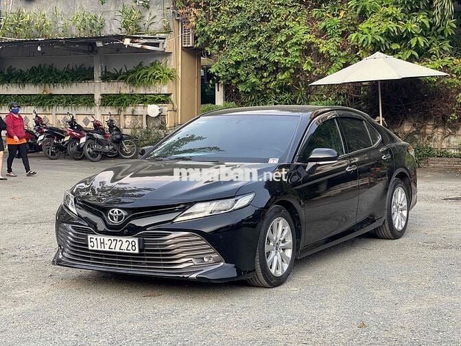 Toyota Camry 2.0G 2019