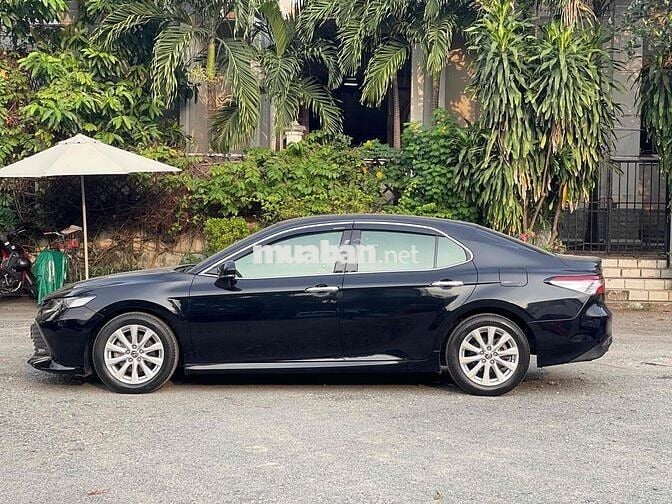Toyota Camry 2.0G 2019