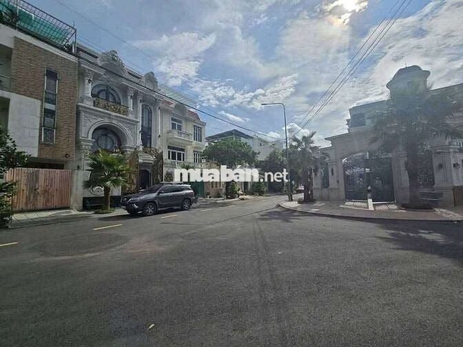 Lô đất đẹp 10m x 16m. View công viên Khu Biệt Thự Phú Nhuận