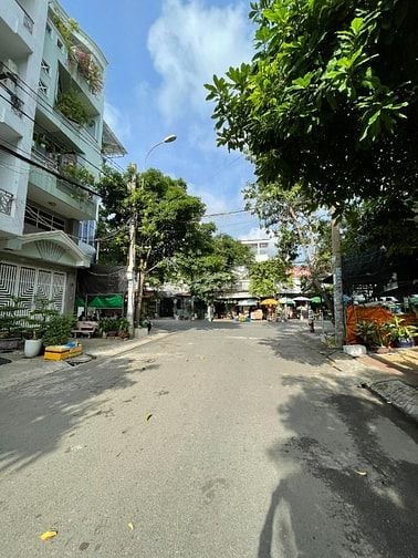 Siêu Phẩm Cao Lỗ Q8 – Nhà Khu Phân Lô ĐỒNG BỘ 12m – 9PN, HĐT 30tr/ th 