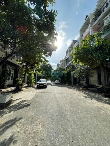 Siêu Phẩm Cao Lỗ Q8 – Nhà Khu Phân Lô ĐỒNG BỘ 12m – 9PN, HĐT 30tr/ th 