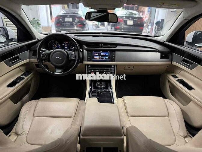 Jaguar XF 2016 Prestige 2.0 AT - 380000 km