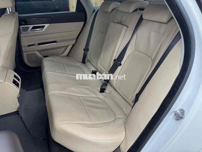 Jaguar XF 2016 Prestige 2.0 AT - 380000 km