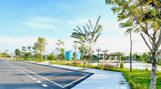 Bán nhanh lô đất mặt tiền Vành Đai 4 - Sổ Sẵn - Giá chỉ 1tỷ9