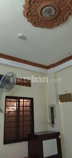Cho thuê phòng Xô Viết Nghệ Tĩnh, Bình Thạnh, rộng, máy lạnh, tủ, bàn