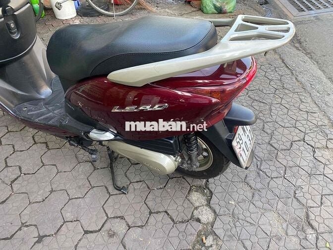 Honda Lead màu Đỏ mận. mâm sao biển