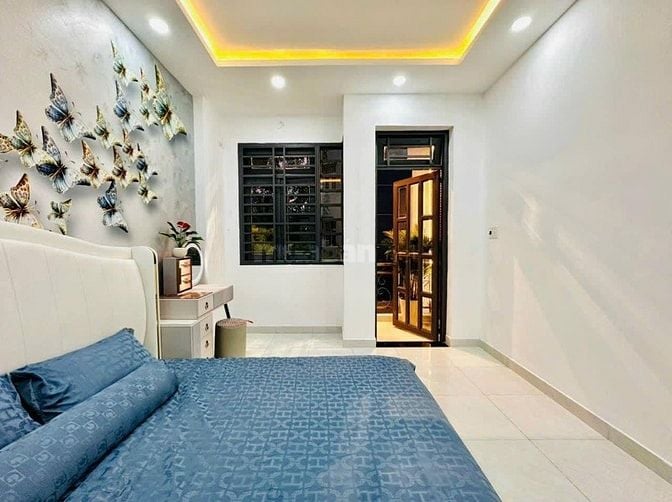 SỔ RIÊNG - NHÀ 123m2 HXH 2 LẦU 4PN TRƯỜNG CHINH SIÊU RỘNG 