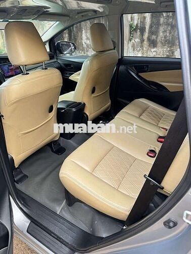 Bán xe innova 2017 MT rất đẹp