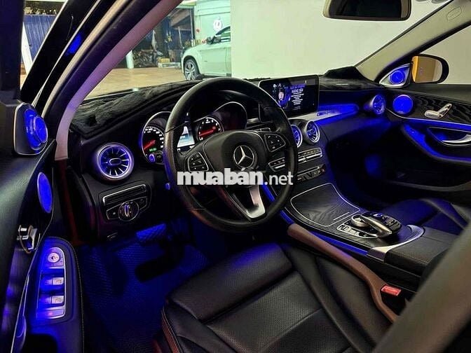 Mercedes Benz C Class 2018 C200 Exclusive