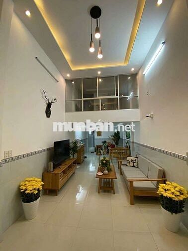 Cần bán gấp nhà P TTN Q12 DT 3,2*14 .1 trệt 1 lửng 1lầu 3PN 3WS