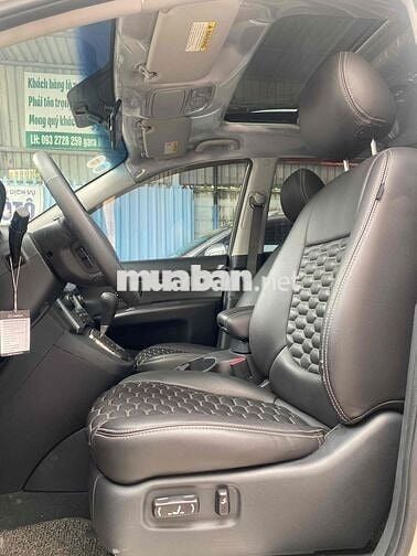 Kia Carens 2011 SX 2.0 AT - 8 km