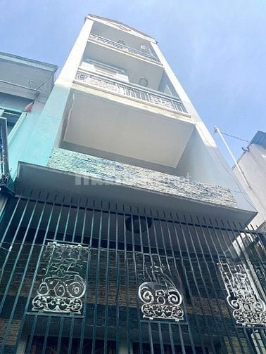 Nhà 4 tầng nở hậu L 7.2m 2 mặt hẻm thông Ba Đình P8Q8. Giá: 8.5 tỷ