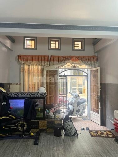 Nhà 4 tầng nở hậu L 7.2m 2 mặt hẻm thông Ba Đình P8Q8. Giá: 8.5 tỷ