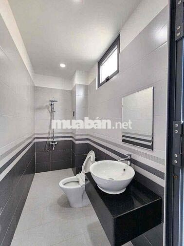 BÁN NHÀ 2 TẦNG  79M2 KDC HOÀNG NAM 5 DĨ AN BÌNH DƯƠNG GIÁ 6.1 TỶ.