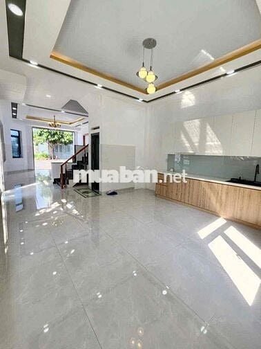 BÁN NHÀ 2 TẦNG  79M2 KDC HOÀNG NAM 5 DĨ AN BÌNH DƯƠNG GIÁ 6.1 TỶ.