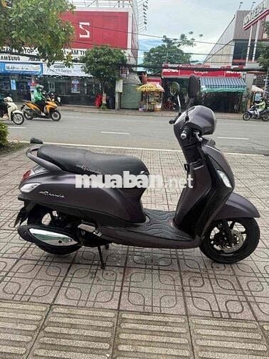 👉Grande 2019, smk, Bs: 59P2-96193  👉Xe khoá ga, bả