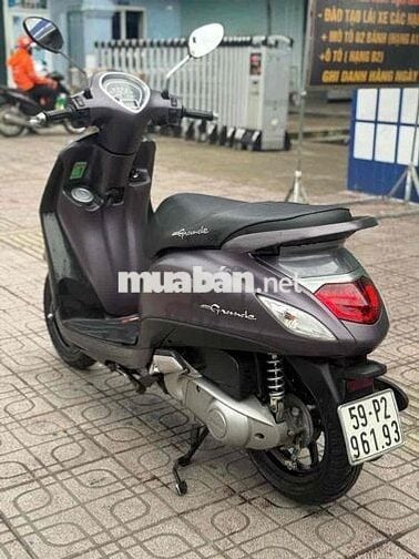 👉Grande 2019, smk, Bs: 59P2-96193  👉Xe khoá ga, bả