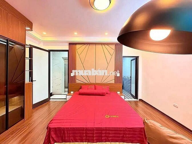 9.65 TỶ - TRUNG PHỤNG - ĐỐNG ĐA - 42M2 - THANG MÁY - GẦN PHỐ .SĐCC