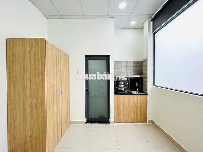 KHAI TRƯƠNG PHÒNG CỬA SỔ GẦN NHÀ GA T3 - ETOWN