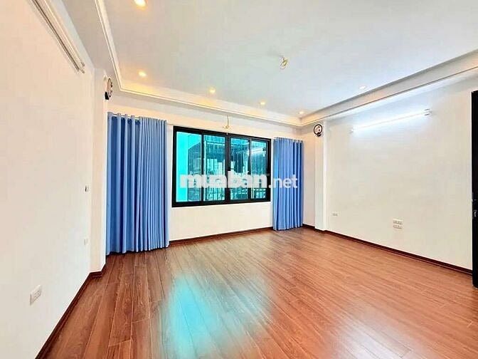 9.65 TỶ - TRUNG PHỤNG - ĐỐNG ĐA - 42M2 - THANG MÁY - GẦN PHỐ .SĐCC