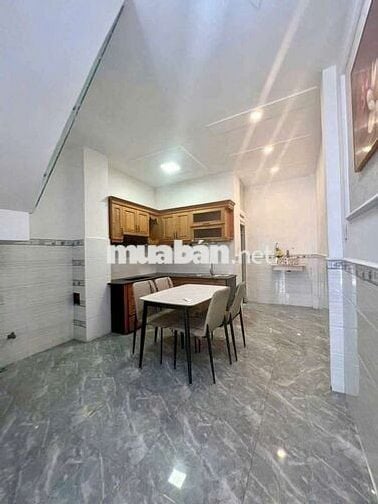 CHO THUÊ NHÀ VỊ TRÍ ĐẸP HXH FULL NT NGAY KHU ĐÔNG DÂN CƯ Đ.QUANG TRUNG