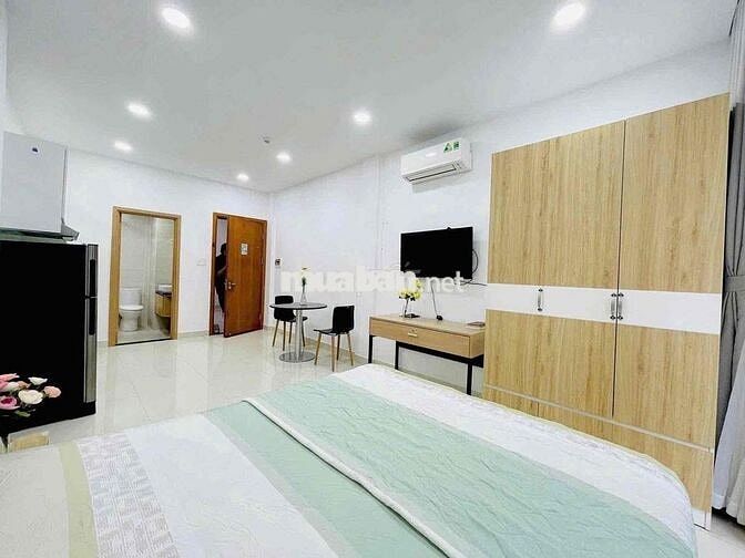 Cho Thuê Căn Hộ Dịch Vụ Ban Công Mới Full Nội Thất