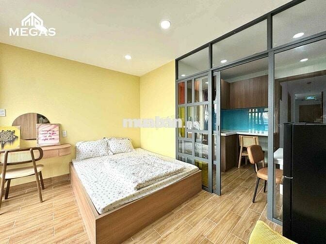 Căn Hộ 1 Phòng Ngủ Ban Công Mới, MÁY GIẶT RIÊNG Ngay Nguyễn Văn Quá