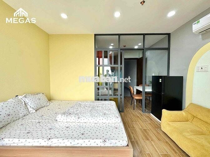 Căn Hộ 1 Phòng Ngủ Ban Công Mới, MÁY GIẶT RIÊNG Ngay Nguyễn Văn Quá