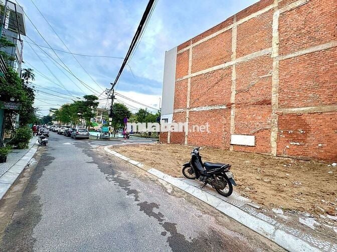 Bán lô đất mặt tiền lê vĩnh huy - Hòa cường