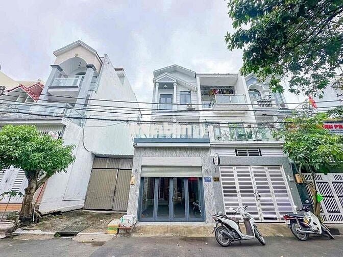 💖💖Cho thuê nhà nguyên căn đường 10m KDC SGM Thị Trấn Nhà Bè