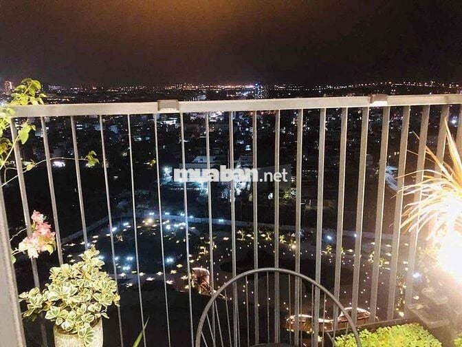 Em cần cho thuê nhanh CH Eco Green 2PN FULL NT giá 15 triệu. LH E Phi