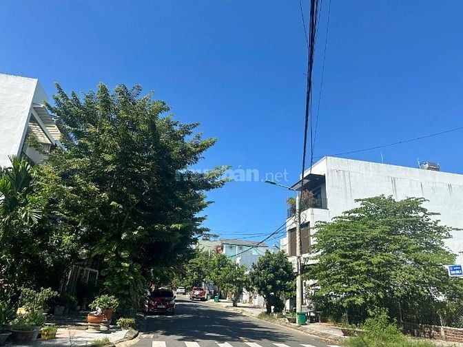 Lô góc Hoà Xuân, Đà Nẵng - 2MT đường Thanh Lương 24 và Phạm Xuân Ẩn