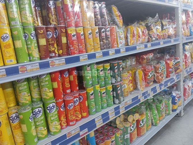 Cửa Hàng Tiện Lợi Mới Mở Chi Nhánh Mới Cần 5 Bạn Phụ Bán Hàng Tết