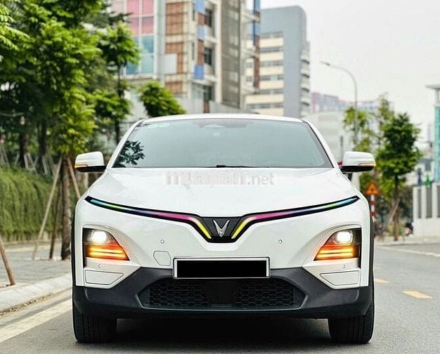 VinFast VF6 ECO 2025 Trắng