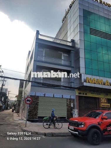 🧣Cho thuê tòa nhà 2Mặt tiền DT 6,5X20 Có than máy