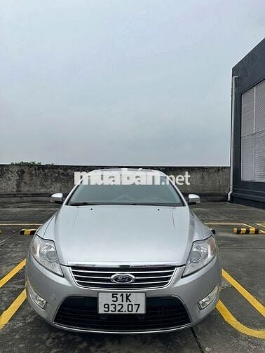 Ford Mondeo 2011 màu Bạc