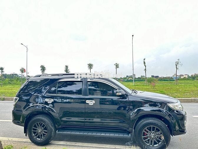Toyota Fortuner 2015 Đen
