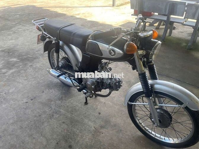 Honda Xe máy màu Đen