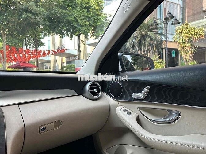 Mercedes-Benz C200 2016 Trắng 90000 km