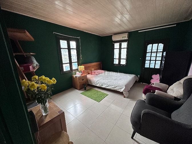 C/c bán nhà riêng, dt 30m, 3 tầng 1 lửng. Dành cho gia đình trẻ.