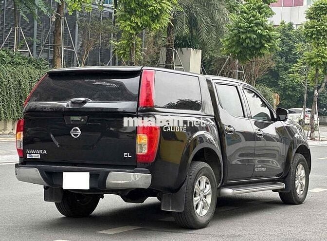Nissan Navara 2.5 EL sx 2018 màu đen xe đẹp