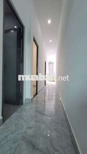 Nhà thổ cư hoàn công giá rẻ trục chính hẻm 4 trần vỉnh khiết