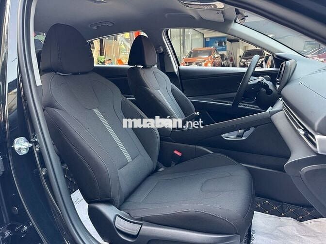 Hyundai Elantra 1.6AT 2022 Đen Chạy Lướt Như Mới
